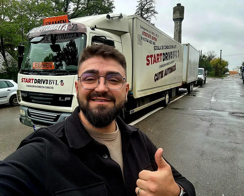 Mașina de școală Start Drive BVL